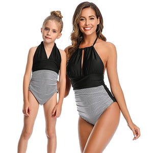 2020 New One-Piece Mother Daughter Swimsuit Striped Mommy And Me Swimwear Family Matching Outfits Mom And Baby Bathing Suits